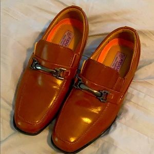 Jodano Collection Memory Foam loafer boy 6 Brown